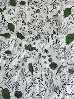 Ikea Botanical Birds Printed 74*60 piece of linen - White and Green